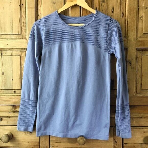 Fabletics Small (?) Laser Cut Long Sleeve Athletic Shirt‎ - Picture 1 of 6